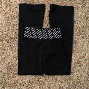 NWOT yoga pants.